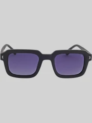 vacation-look-30-prod_01KD8BR6RZGNVF2RP01PJ3XNJJ