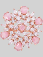 festive-look-25-prod_01KFB5WSY871HZT531MBXMEKBA