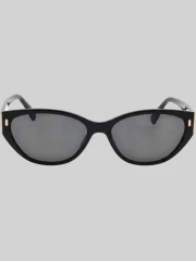 vacation-look-3-prod_01KD8BR6S14PMRJSTT34Q2RDKP