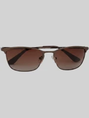 vacation-look-40-prod_01KDTNGJRW14DPJ5KF07X8JHE7