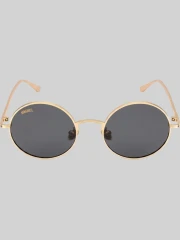 vacation-look-9-prod_01KD883Z8WJ6Y1J2RXCE5XPQ8X