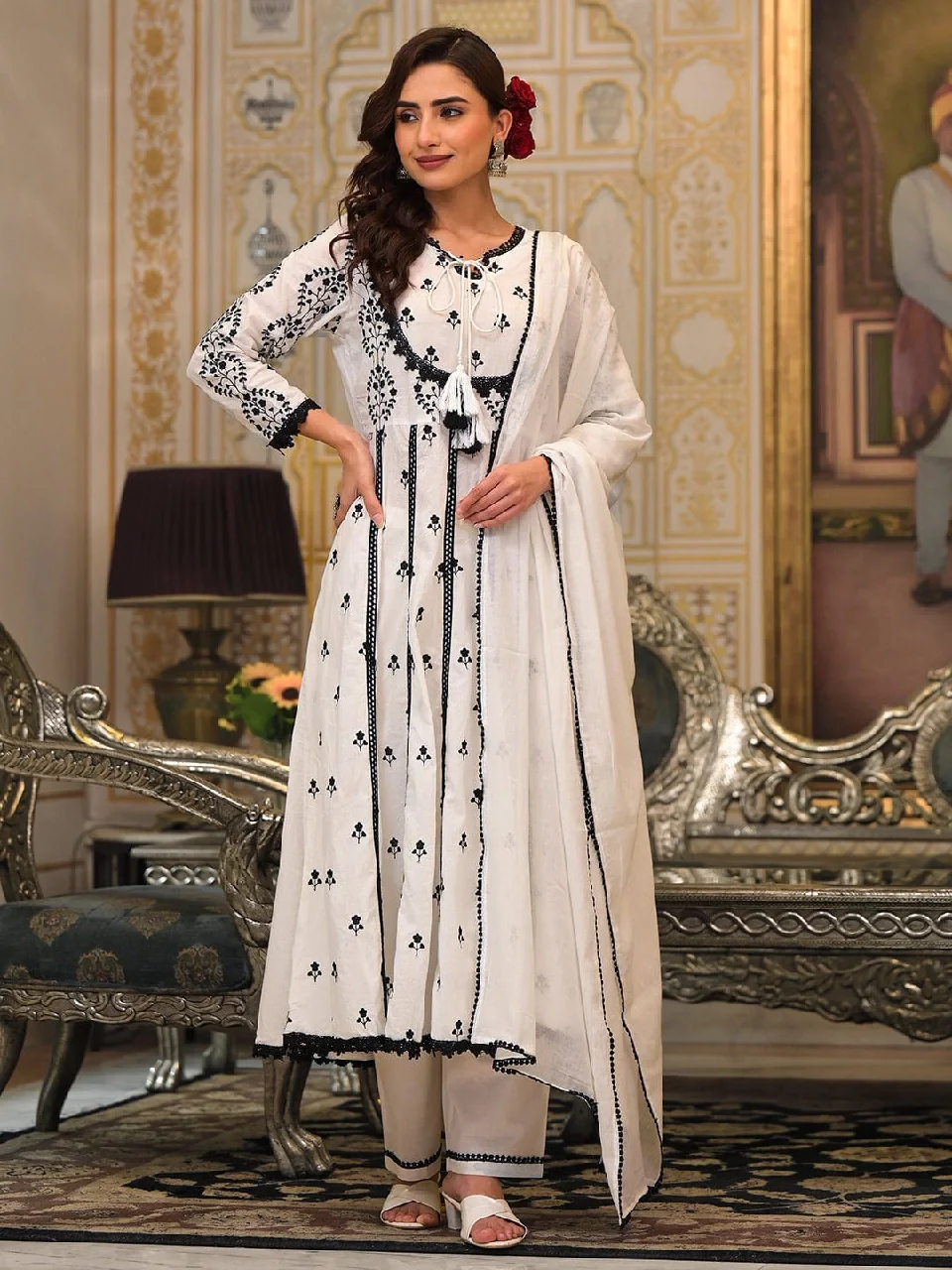 Women's White Festive Printed Kurta Set