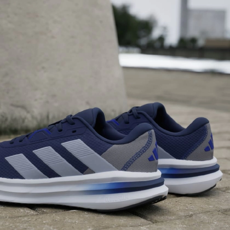 Buy - Men's Blue Galaxy 7 M Lace-up Running Shoes online - Zilo - 60 Mins  Delivery & Free In-Home Trials