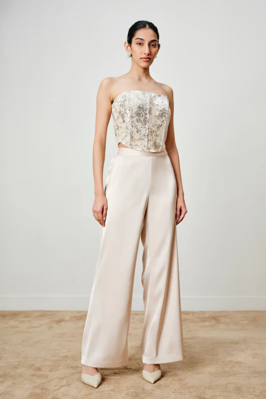 Latest Off Shoulder Tops Collection - Buy Online on Zilo | 60 Min