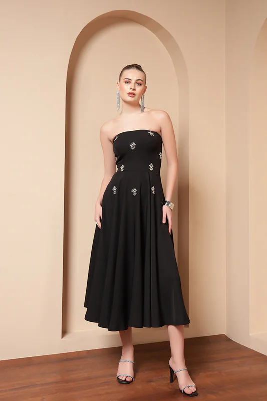 de novo formal dresses Latest Novoo Collection - Buy Online on Zilo Occasion Vacation