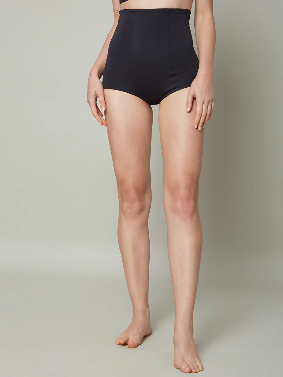 Women's Black Intimates Waist Clincher